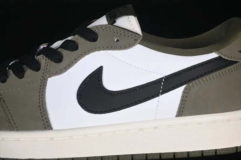 All categories Air Jordan Jordan series basketball shoes Air Jordan 1 Low Z version Travis Scott x Air Jordan 1 Low OG AJ1 Joe 1 undercut low top HQ6998-200